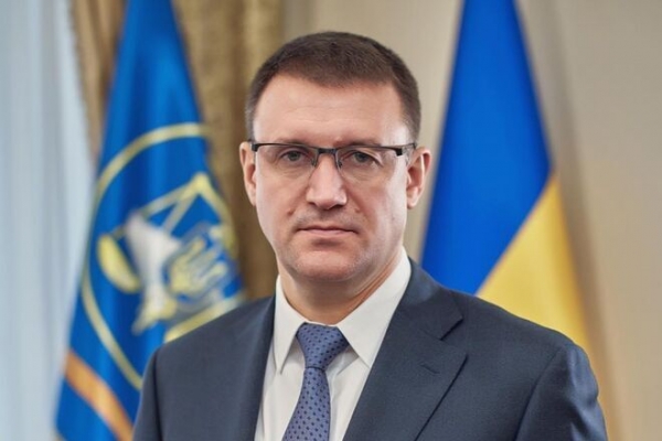 
Мельник назвал зарплаты в БЭБ и отверг нападки из-за 20-летнего опыта в налоговой милиции
