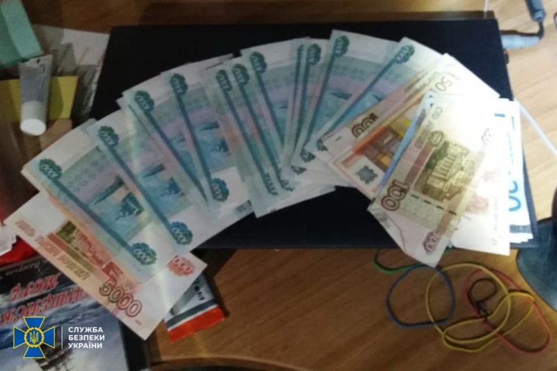 СБУ прийшла з обшуком до нардепа Мураєва, що втік, (фото)