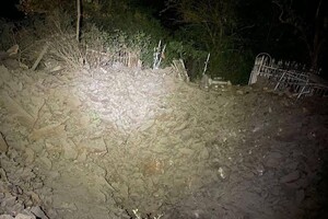 Оккупанты сознательно целили в инфраструктуру зерновой сделки: Зеленский прокомментировал удары по Одессе