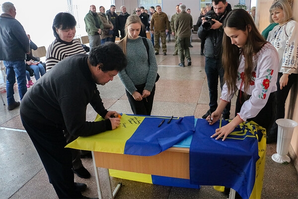 В одесском лицее открыли три мемориальные доски погибшим воинам: среди них Виталий Блажко
