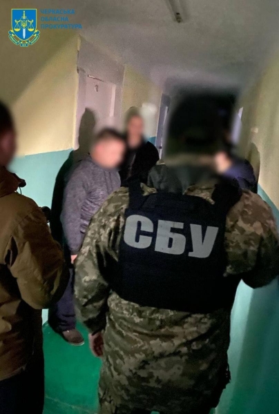 Переселенець з Луганщини збирав для росіян дані для ракетних ударів по залізниці та шпиталях у Черкаській області (фото)