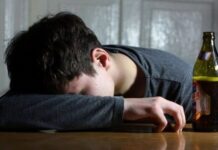 В Одессе напоили алкоголем двух подростков: какая будет ответственность