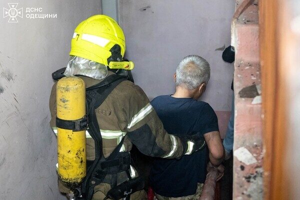 В Одессе горела многоэтажка: несколько жителей погибли В Одессе горела многоэтажка: несколько жителей погибли