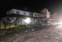 Ночью дроны атаковали юг Одесчины: загорелась база отдыха и повреждены здания