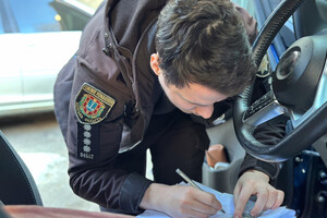 Хотел нажиться на болезни пациента: в Одессе задержали офтальмолога Хотел нажиться на болезни пациента: в Одессе задержали офтальмолога