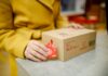 Новая почта повышает тарифы: сколько теперь стоит доставка